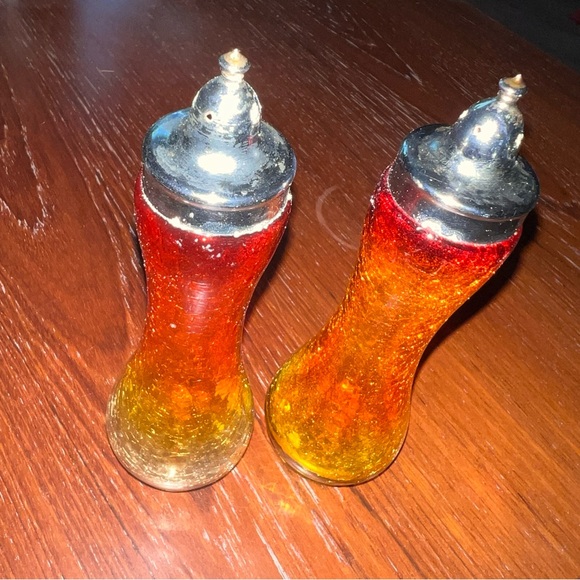 Used on the tables of an iconic restaurant, West Virginia - Picture 2 of 3